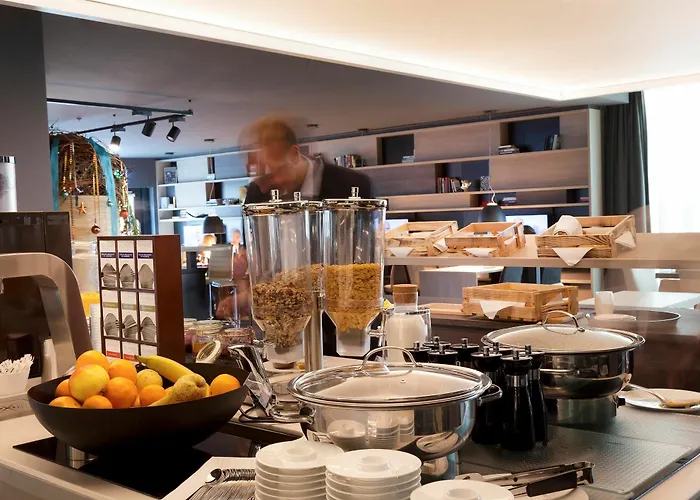 Living Frankfurt Hotel 4*