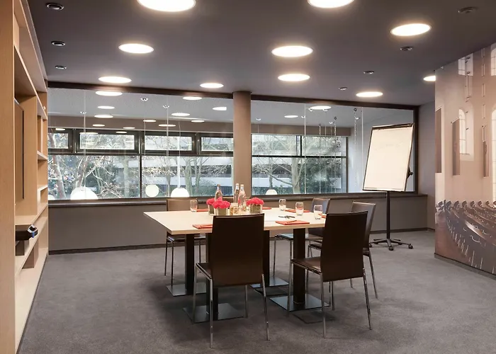 Living Frankfurt 4*