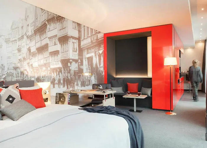 Living Frankfurt Hotel 4*